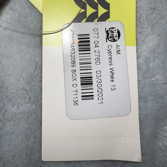 Unisex kids slides, active wear. Never worn or used. Still with tags. Kids. - Picture 4 of 7